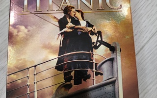 Blu-ray + 3d Titanic (slipcover)