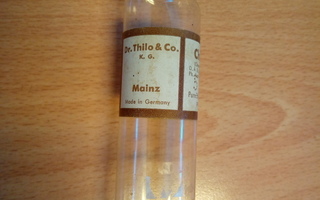 Vanha pullo Chloraethyl