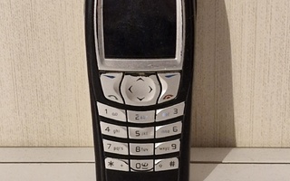 Nokia 6610 NHL-4U puhelin (uusi akku)