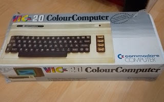 Commodore Vic 20 laatikossaan