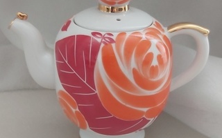 Pieni Lomonosov teekannu " Ruusu" 1960-luvulta
