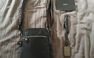 Tumi Voyageur Persia Crossbody-olkalaukku-uusi-ovh 210€