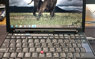 Lenovo ThinkPad  X61s, Widows 7 Pro 64bit