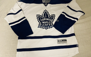Toronto Maple Leafs NHL pelipaita (sis. postit)