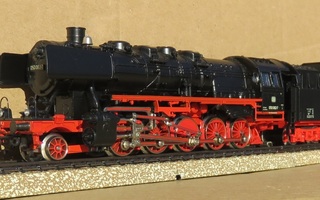 Märklin DB Br50 höyryveturi