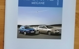 2006 Renault Megane esite - KUIN UUSI - 36 sivua - suom