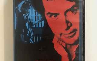 VHS PIINAN OTTEESSA  EGMONT FILM