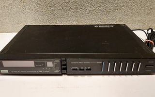 Sansui Digital Synthesizer Radio Tuner AMP T-M700L
