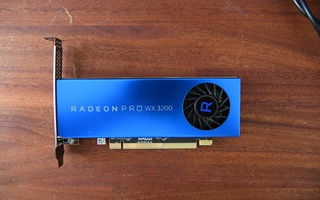 AMD Radeon PRO WX 3200 näytönohjain