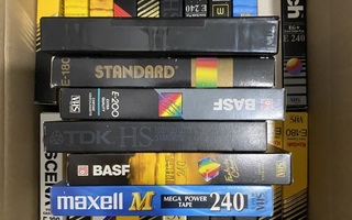 Itsenauhoitettuja VHS kasetteja 50 kpl.2