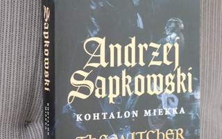 Andrzej Sapkowski : Kohtalon miekka Noituri 2 ( pokkari )