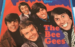 THE BEE GEES: To Love Somebody * Close Another Door