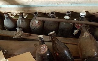 Vanhoja Koff olut pulloja