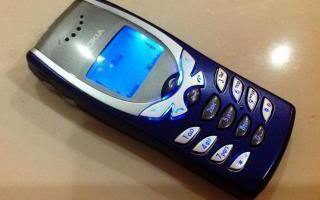 Sinisenvärinen Nokia 8250 ( 8210 ) BUTTERFLY **SUPER ALE!**