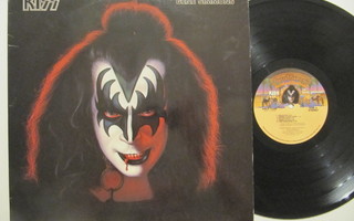 Kiss Gene Simmons LP NBLP 7120 + JULISTe