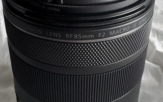 Canon RF 85mm f/2