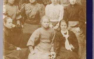 Anja  Ahonen (toim.): Haminan kotiteollisuuskoulu 1885-1985