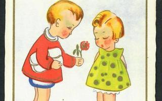 Lapsi - Poika antaa kukan tytölle - Kortti 1940-50-luvulta