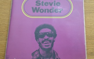 Stevie Wonder – Looking Back (Orig. 1977 USA 3xLP)