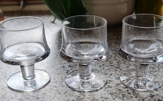 Käyttämättömät Iittala Marski jalalliset lasit 5kpl