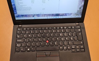 Lenovo ThinkPad X270 12,5"HD /i5/256Gt SSD/8Gt/Win11