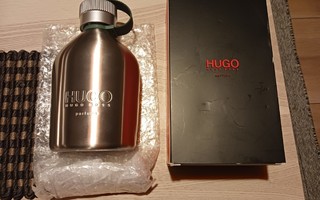 Hugo Boss vesipullo