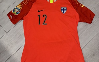 Huuhkajat match worn JORONEN #12