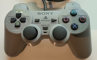 Aito Sony DualShock, huollettu