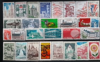 RANSKA 1960-80 luku LEIMATTUJA postimerkkejä 28 kpl