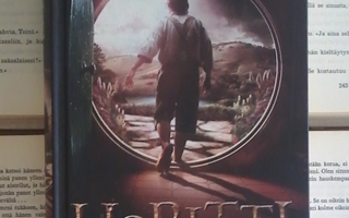 J.R.R. Tolkien - Hobitti (sid.)