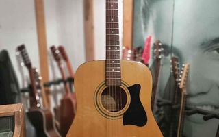 Ibanez V50JPNT akustinen kitara