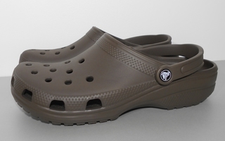 43-44 (M10/W12) - Crocs classic ruskeat sandaalit * UUDET