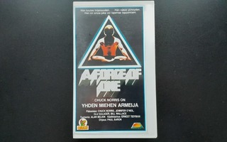 VHS: Yhden Miehen Armeija / A Force Of One (Chuck Noris 1979