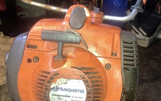 Husqvarna 345fx raivaussaha