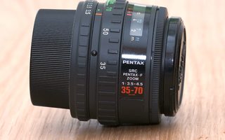 == SMC Pentax-F 35-70mm f/3.5-4.5 Zoom