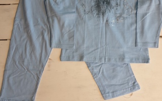 Vaaleansininen heppakuvioinen pyjama, koko 6 (116 cm)