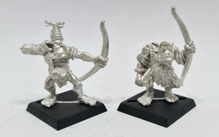 Warhammer Fantasy - 2kpl Savage Orcs Arrer Boyz [G54]