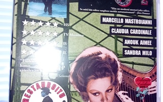 Dvd  : 8 1/2 ( Fellini ) SIS POSTIKULU