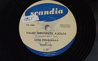 Savikiekko 1957 - Lasse Pihlajamaa - Scandia KS-286