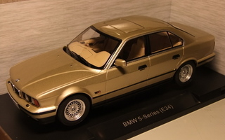 BMW 530i -89 1:18