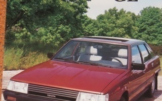 1983 Toyota Camry GL esite - suom - KUIN UUSI - Korpivaara