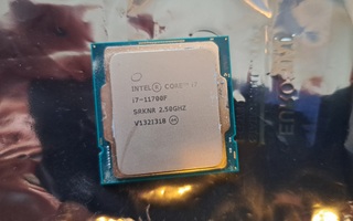 Intel i7 11700F prosessori.