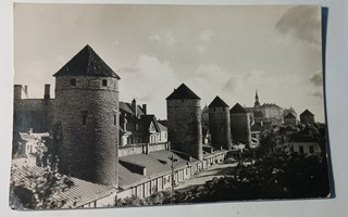 Tallinna, linnanmuurit ja tornit, p. 1963 -> Suomeen