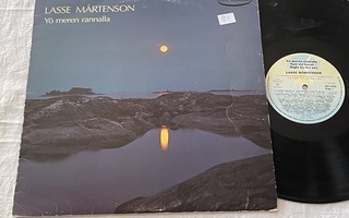 Lasse Mårtenson – Yö Meren Rannalla (LP)