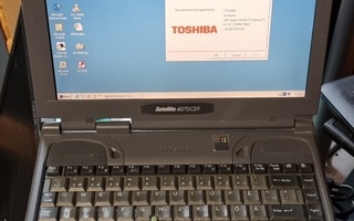 Toshiba Satellite 4070 cdt, 366Mhz, windows 2000