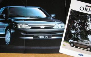 1991 Ford Orion esite - KUIN UUSI - 32 sivua