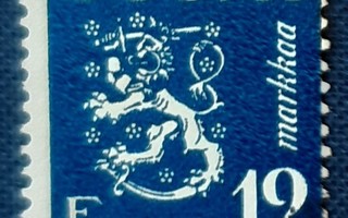 1947  m/-30  Leijonamerkki  sininen 12 mk, Lape326 o