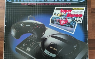Sega Mega Drive + pelejä