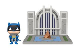 POP TOWN 09 BATMAN	(58 252)	with the hall of justice	FIGUURI