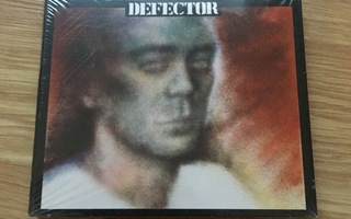Steve Hackett - Defector 2CD+DVD (UUSI)
